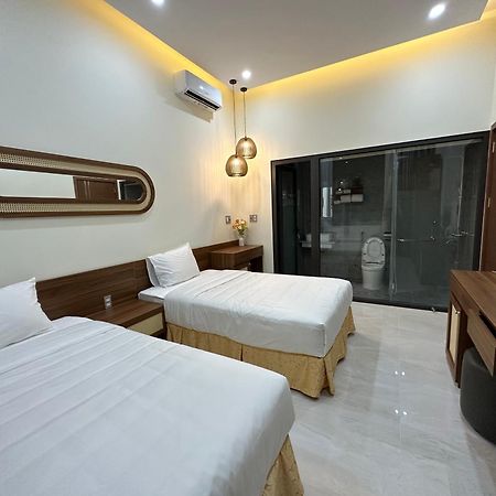 Lena Homestay & Villa Dong Hoi Exteriör bild