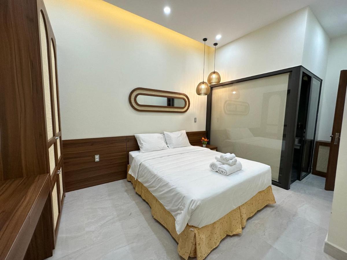 Lena Homestay & Villa Dong Hoi Exteriör bild